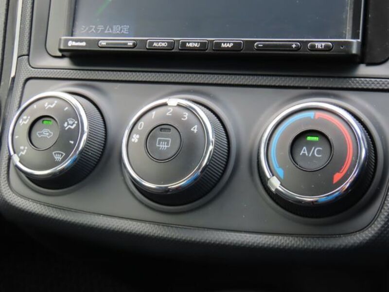 COROLLA AXIO