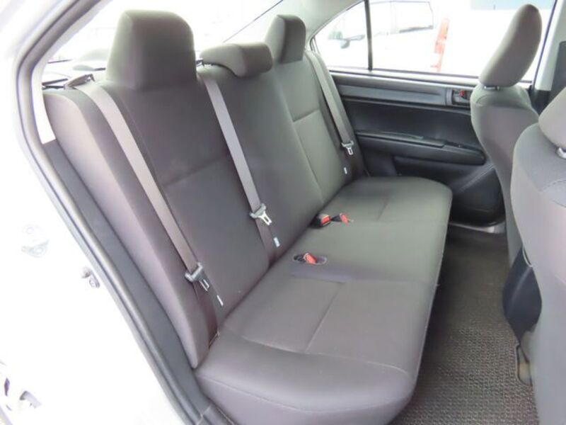 COROLLA AXIO