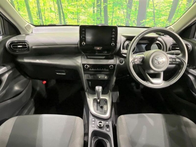YARIS CROSS