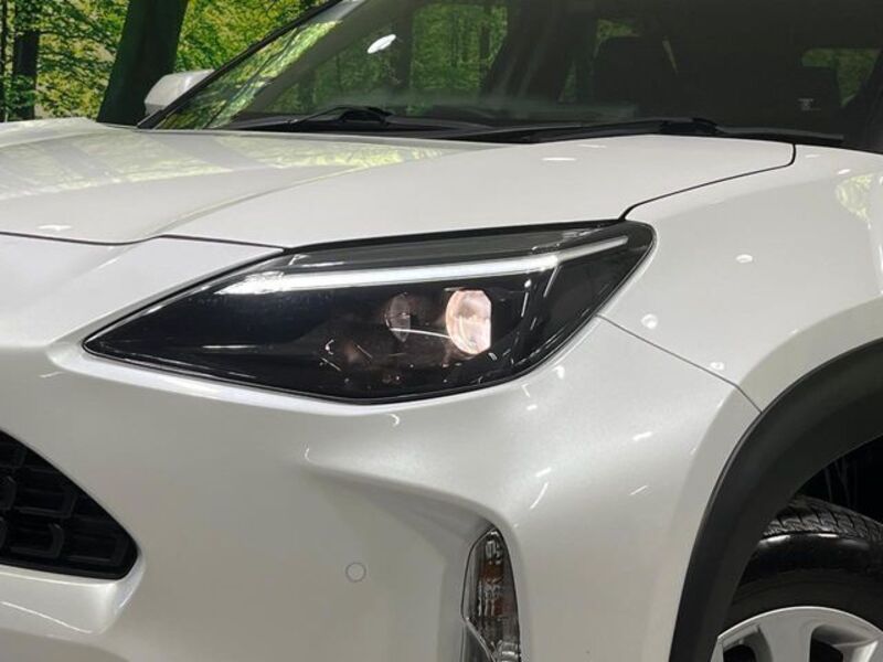 YARIS CROSS