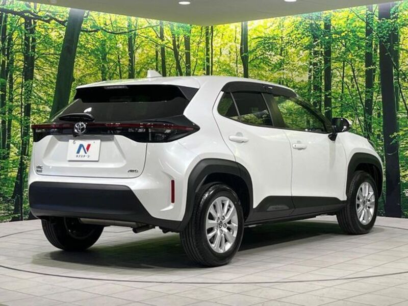 YARIS CROSS