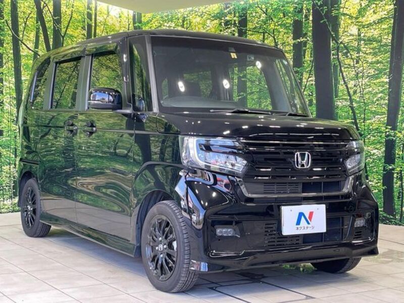 N BOX CUSTOM