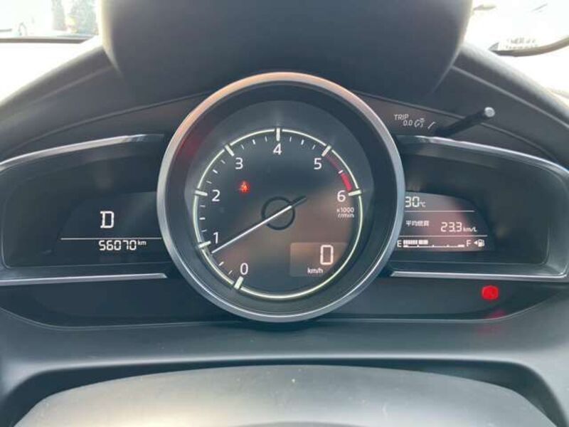 MAZDA2