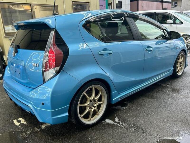 AQUA