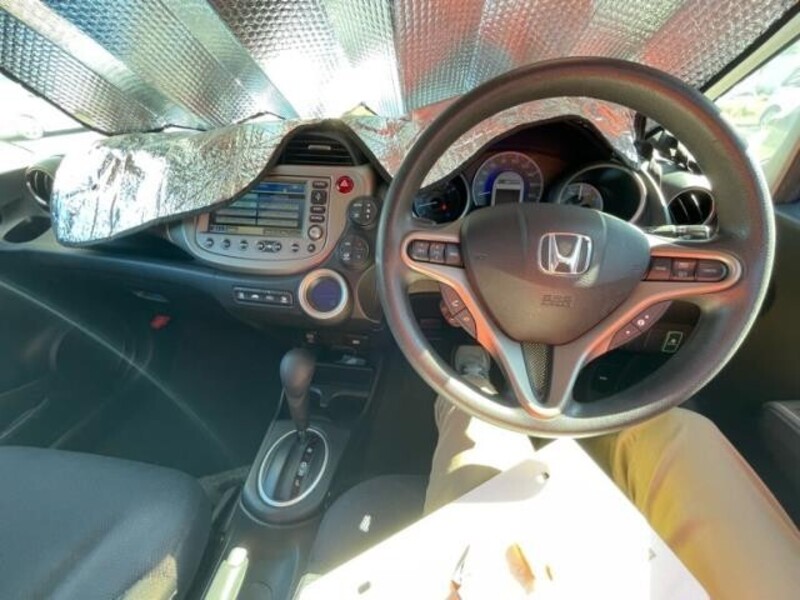 FIT HYBRID
