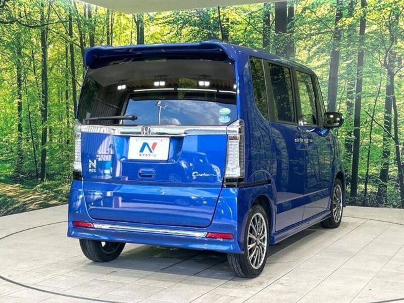 N BOX CUSTOM