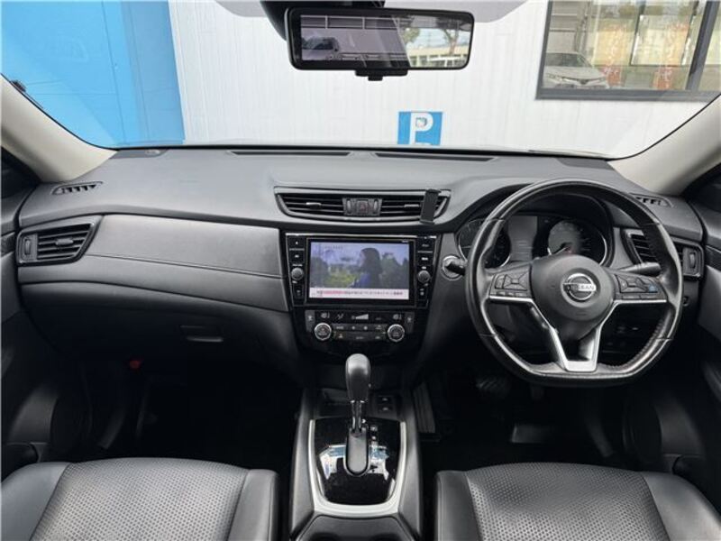 X-TRAIL