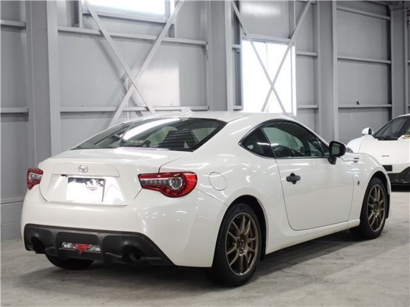 86