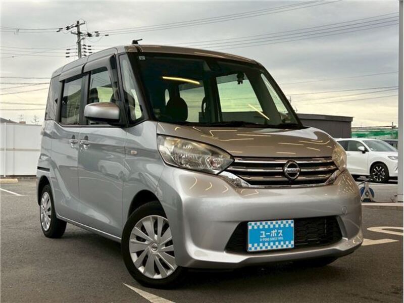 NISSAN DAYZ ROOX