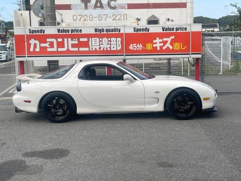 EFINI RX-7