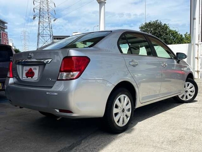 COROLLA AXIO
