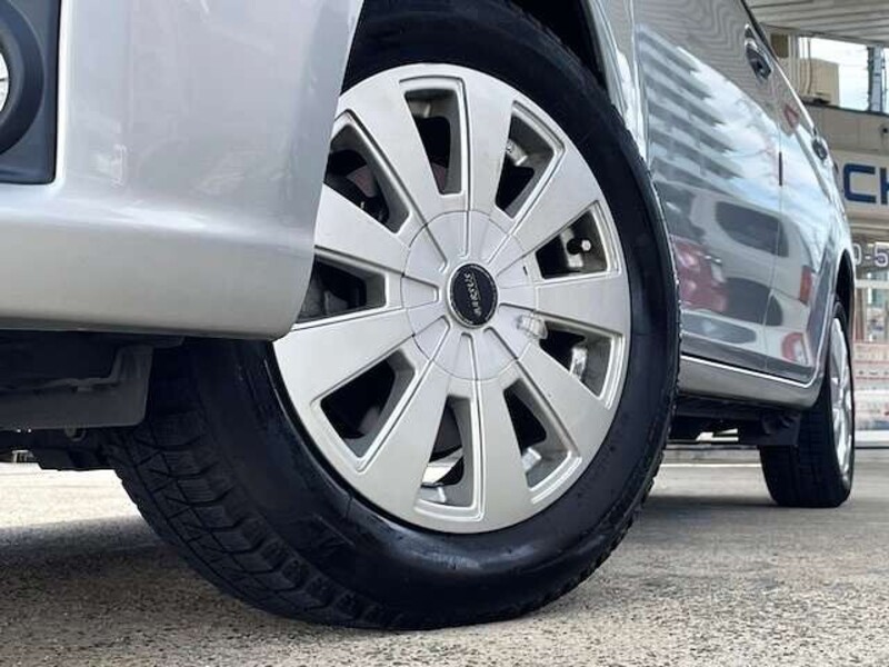 COROLLA AXIO