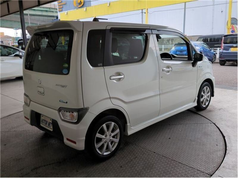 WAGON R