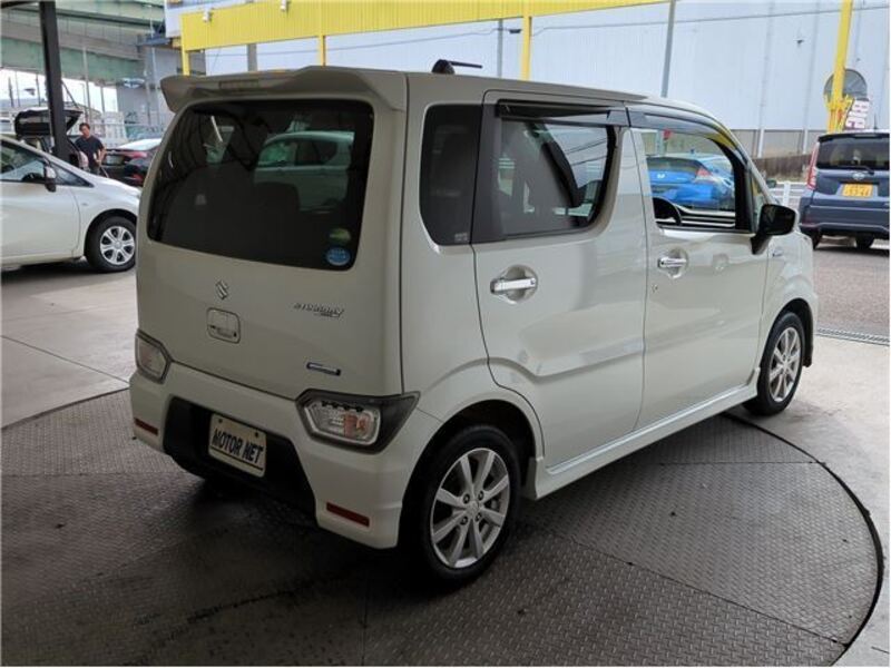WAGON R