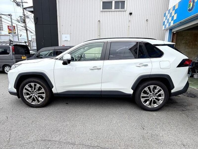 RAV4