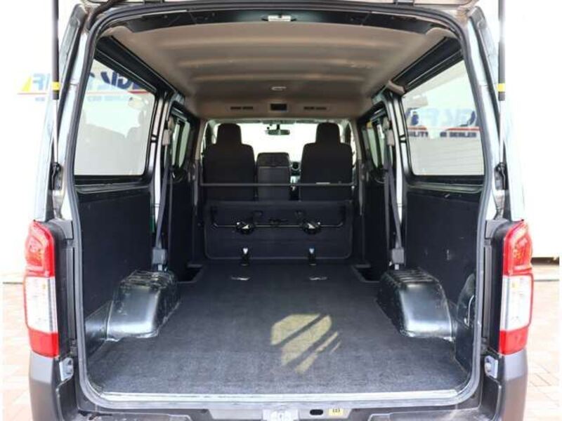 NV350 CARAVAN