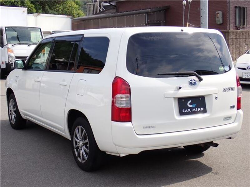 SUCCEED VAN
