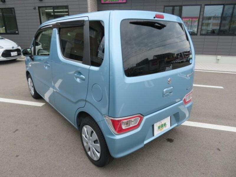 WAGON R