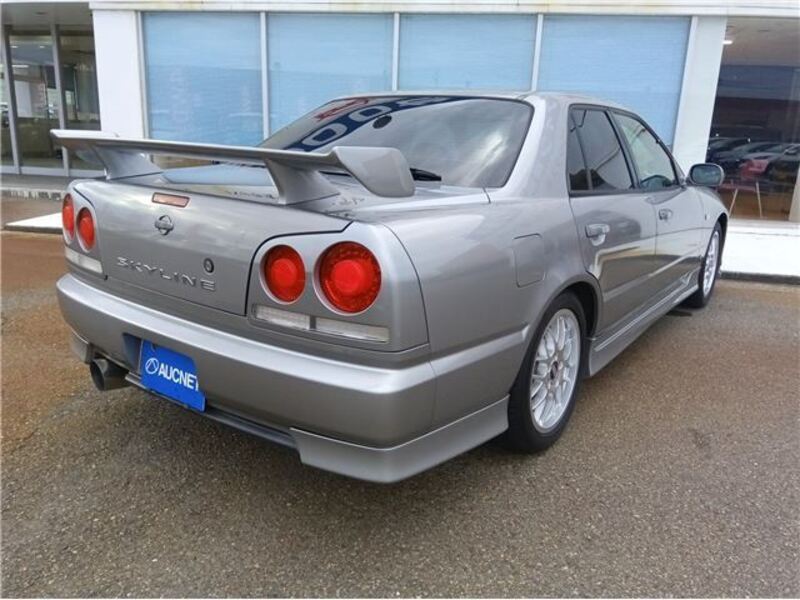SKYLINE