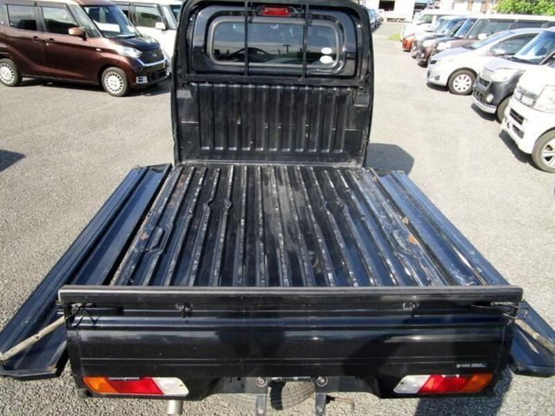 MINICAB TRUCK