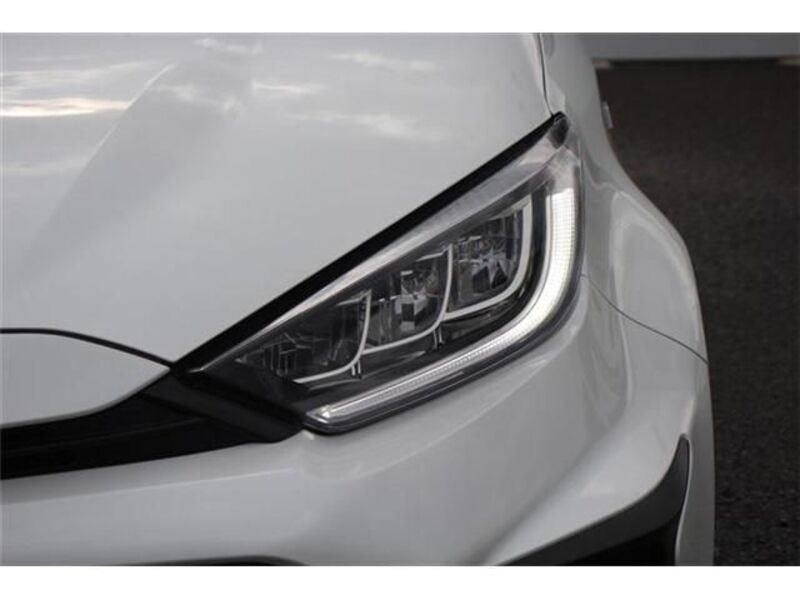 GR YARIS