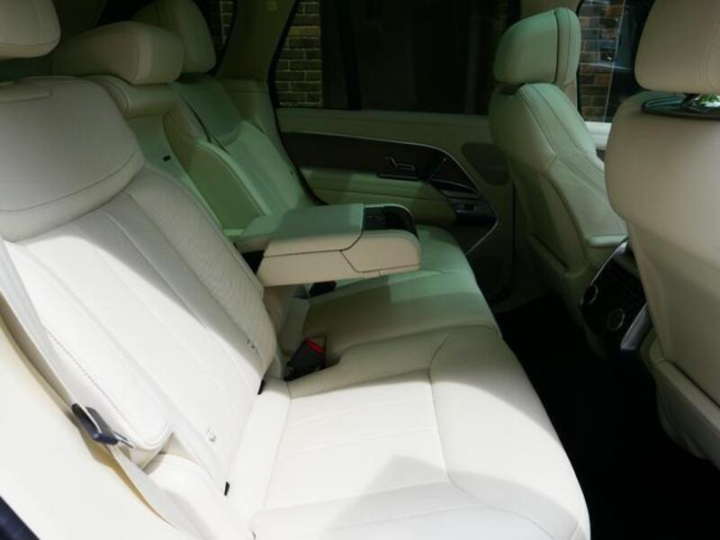 RANGE ROVER