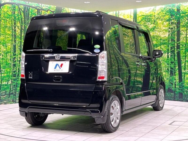 N BOX