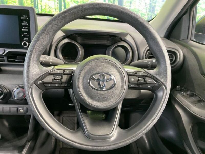 YARIS CROSS