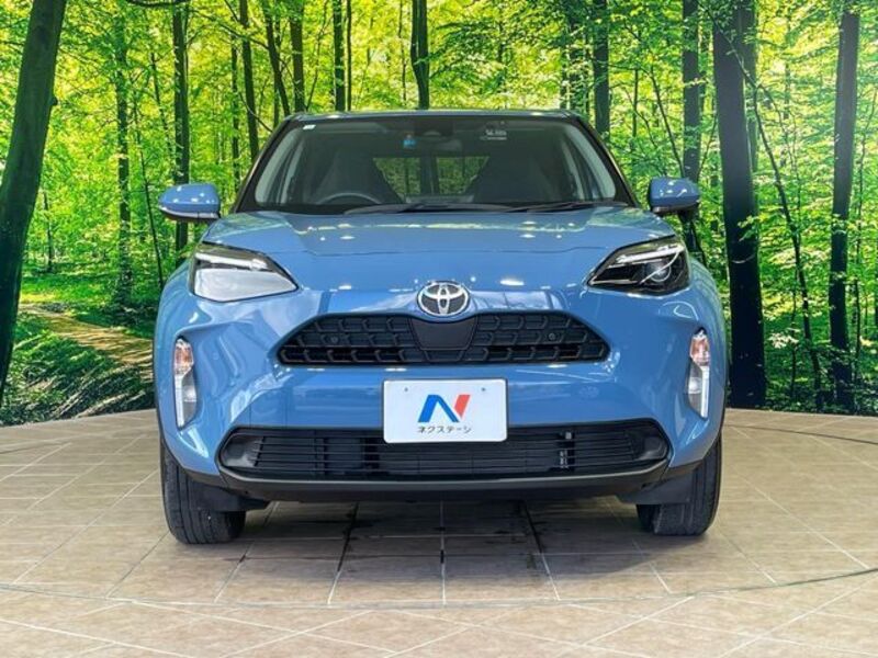 YARIS CROSS