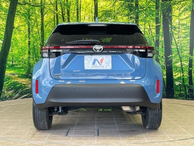YARIS CROSS