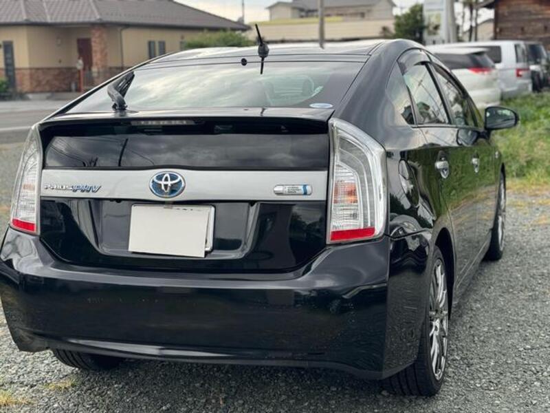 PRIUS PHV