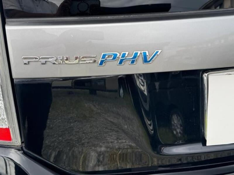 PRIUS PHV