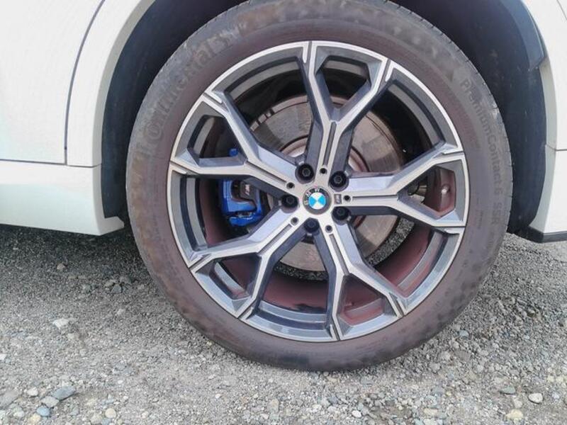 X5