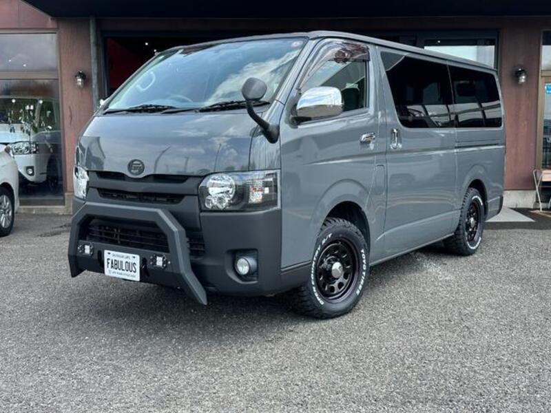 HIACE VAN