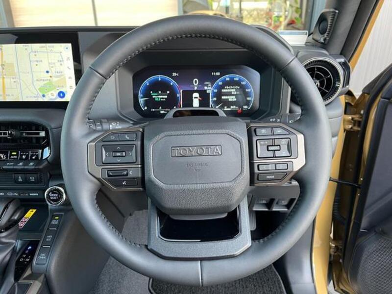 LAND CRUISER 250