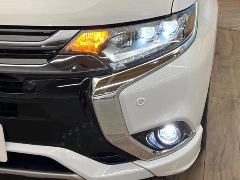 OUTLANDER PHEV