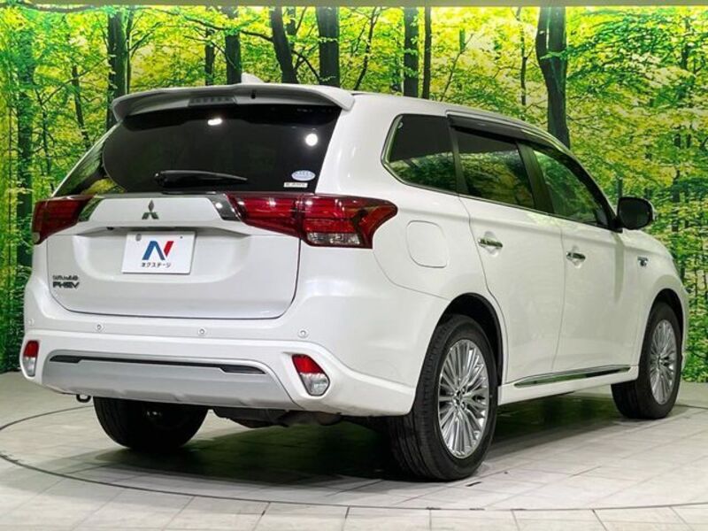 OUTLANDER PHEV
