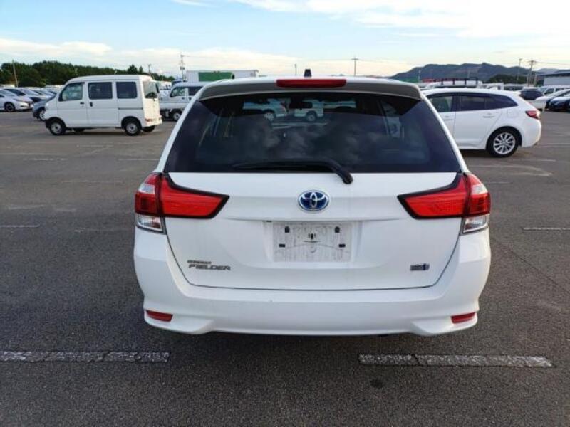 COROLLA FIELDER