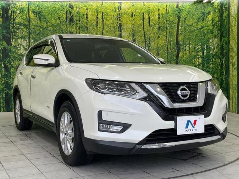 X-TRAIL