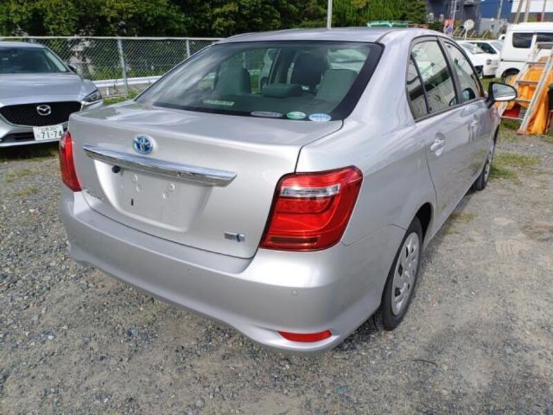 COROLLA AXIO