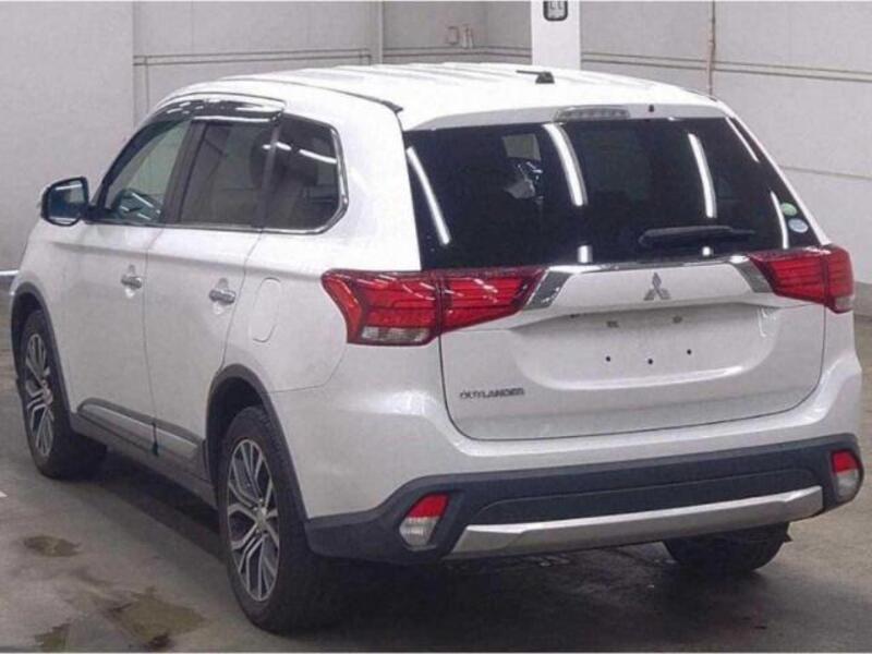 OUTLANDER