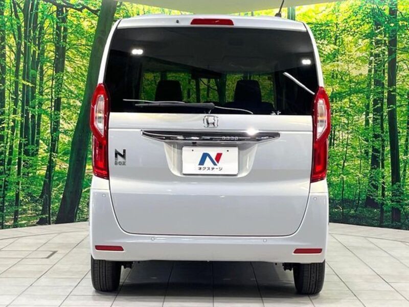 N BOX