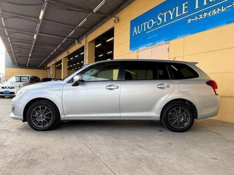 COROLLA FIELDER