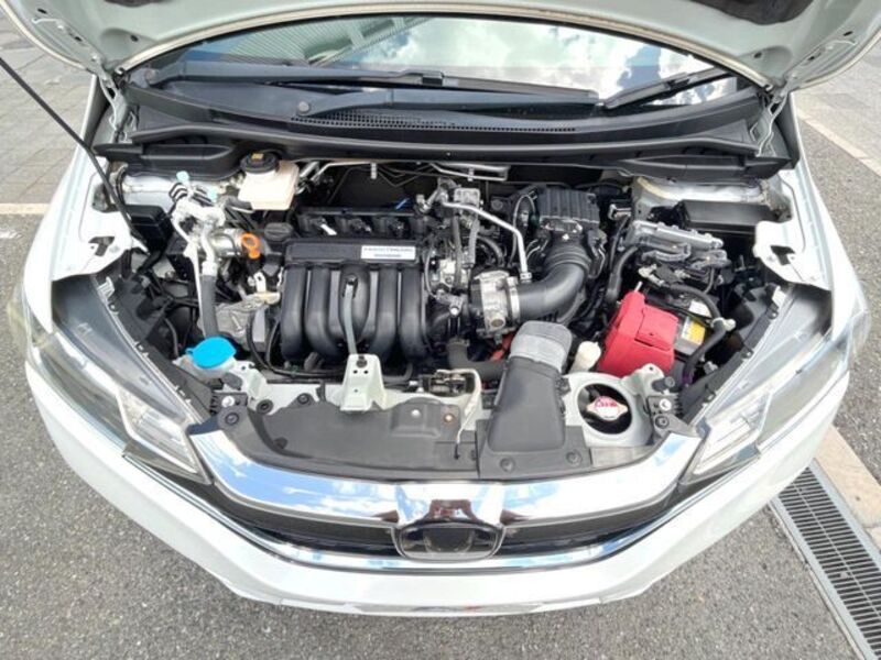 FIT HYBRID