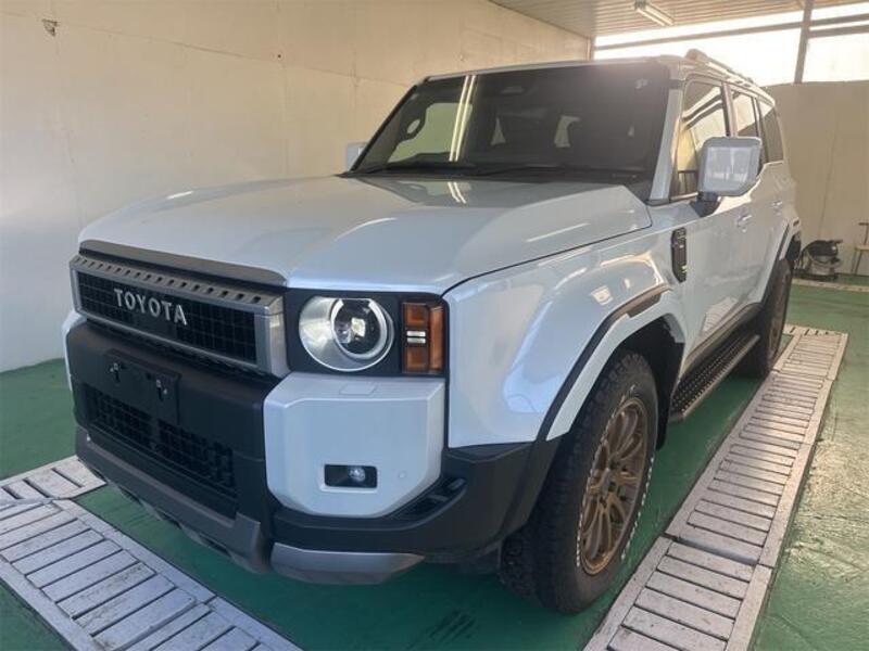 LAND CRUISER 250