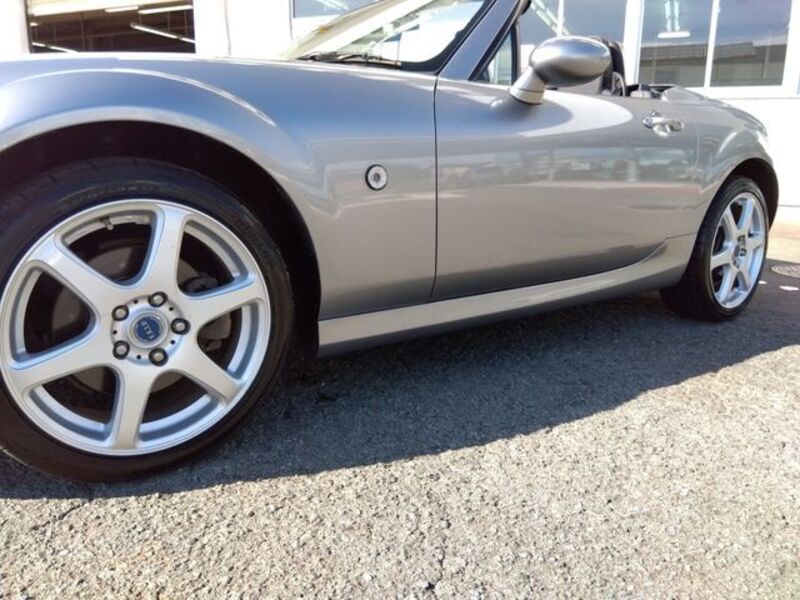 ROADSTER