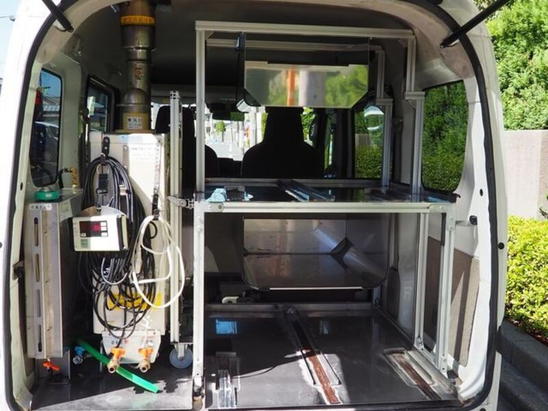 MINICAB VAN
