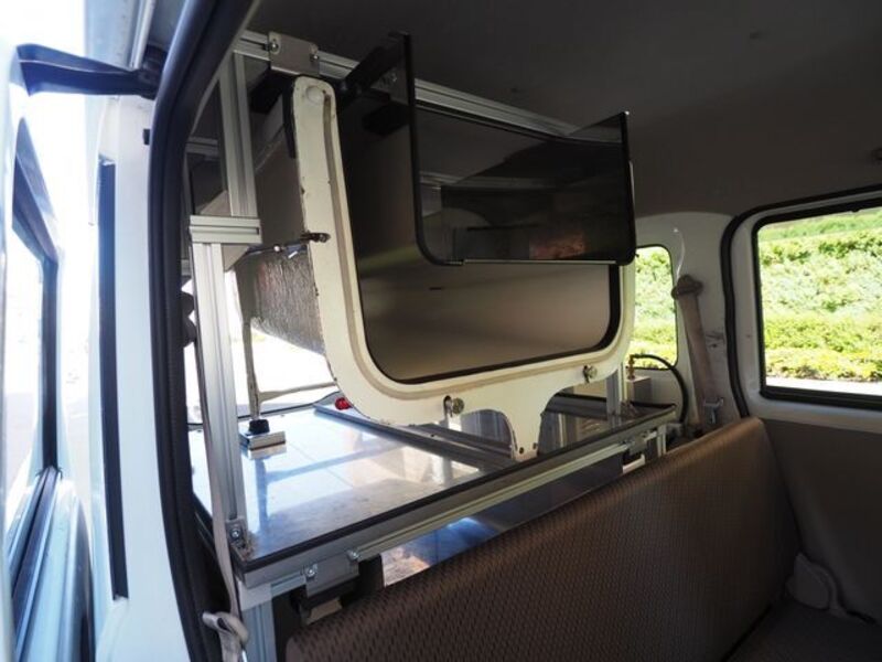 MINICAB VAN