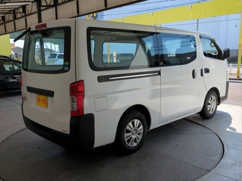 NV350 CARAVAN