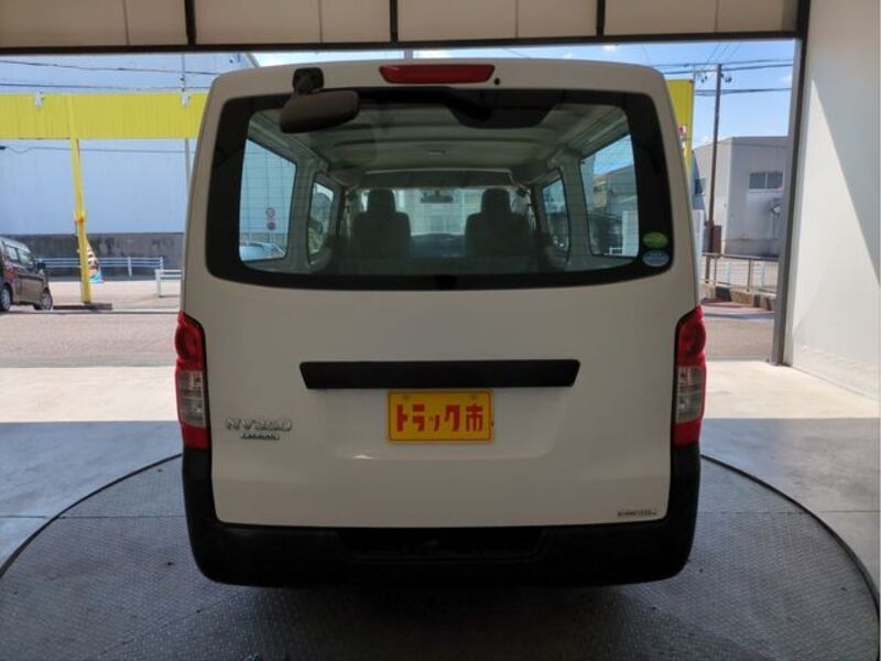 NV350 CARAVAN
